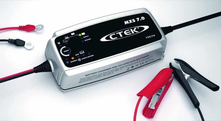 chargeur-batterie-ctek-campervan Aménager son van